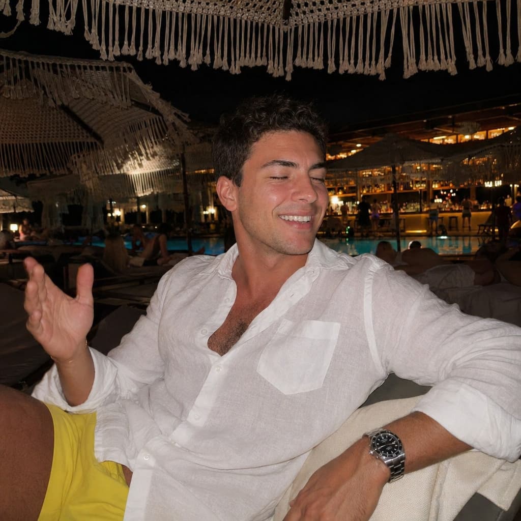 AI-generated photo of customer in Beach club · night setting